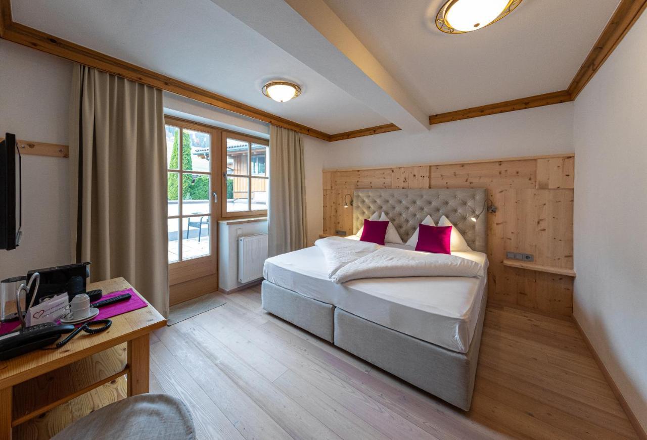 Hotel Und Alpen Apartments Mit Sauna - Buerglhoeh Бишофсхофен Экстерьер фото
