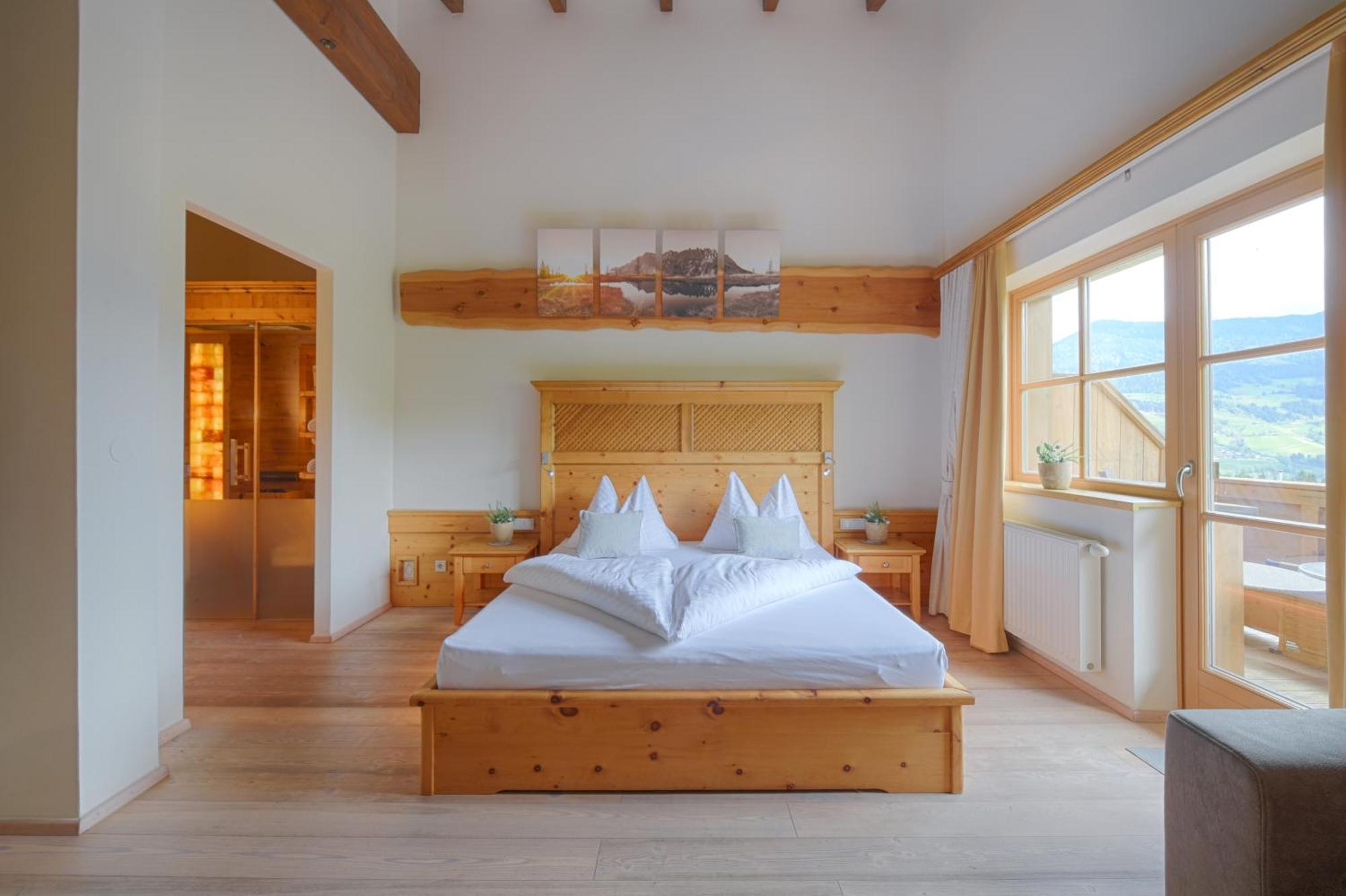 Hotel Und Alpen Apartments Mit Sauna - Buerglhoeh Бишофсхофен Экстерьер фото