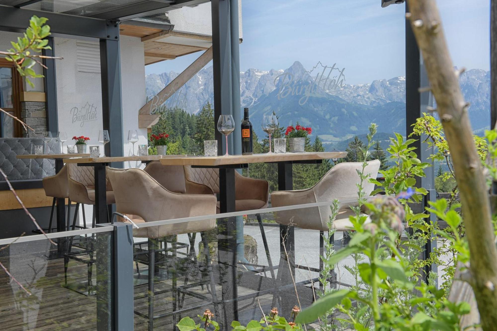 Hotel Und Alpen Apartments Mit Sauna - Buerglhoeh Бишофсхофен Экстерьер фото