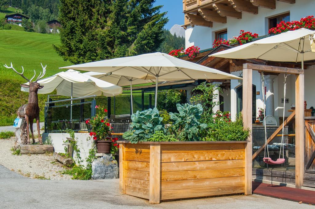 Hotel Und Alpen Apartments Mit Sauna - Buerglhoeh Бишофсхофен Экстерьер фото