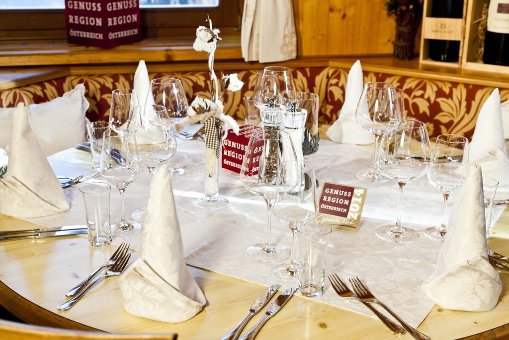 Hotel Und Alpen Apartments Mit Sauna - Buerglhoeh Бишофсхофен Экстерьер фото