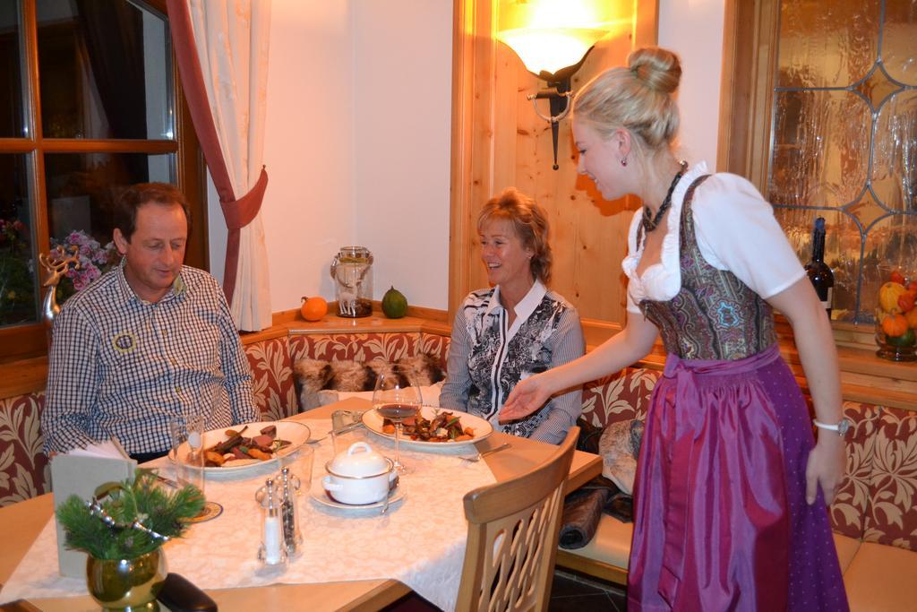 Hotel Und Alpen Apartments Mit Sauna - Buerglhoeh Бишофсхофен Экстерьер фото